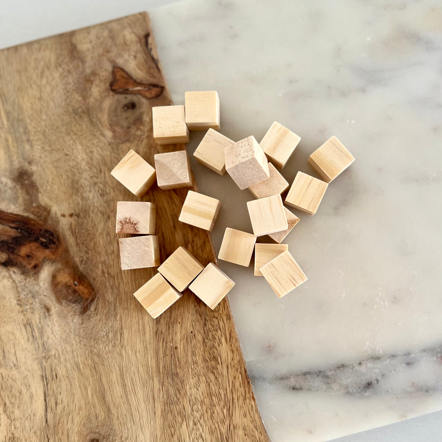 Wooden mini cubes