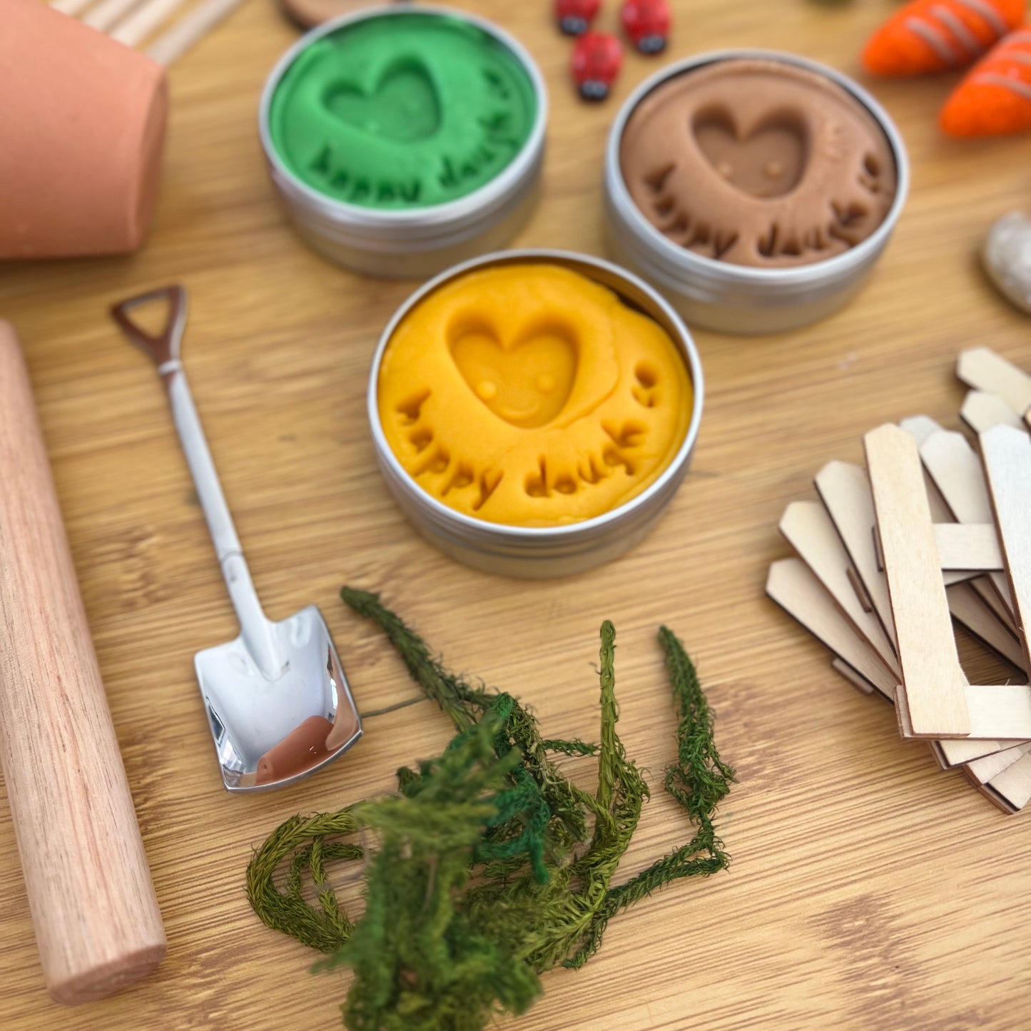 Grow Me: Little Gardener - play dough kit