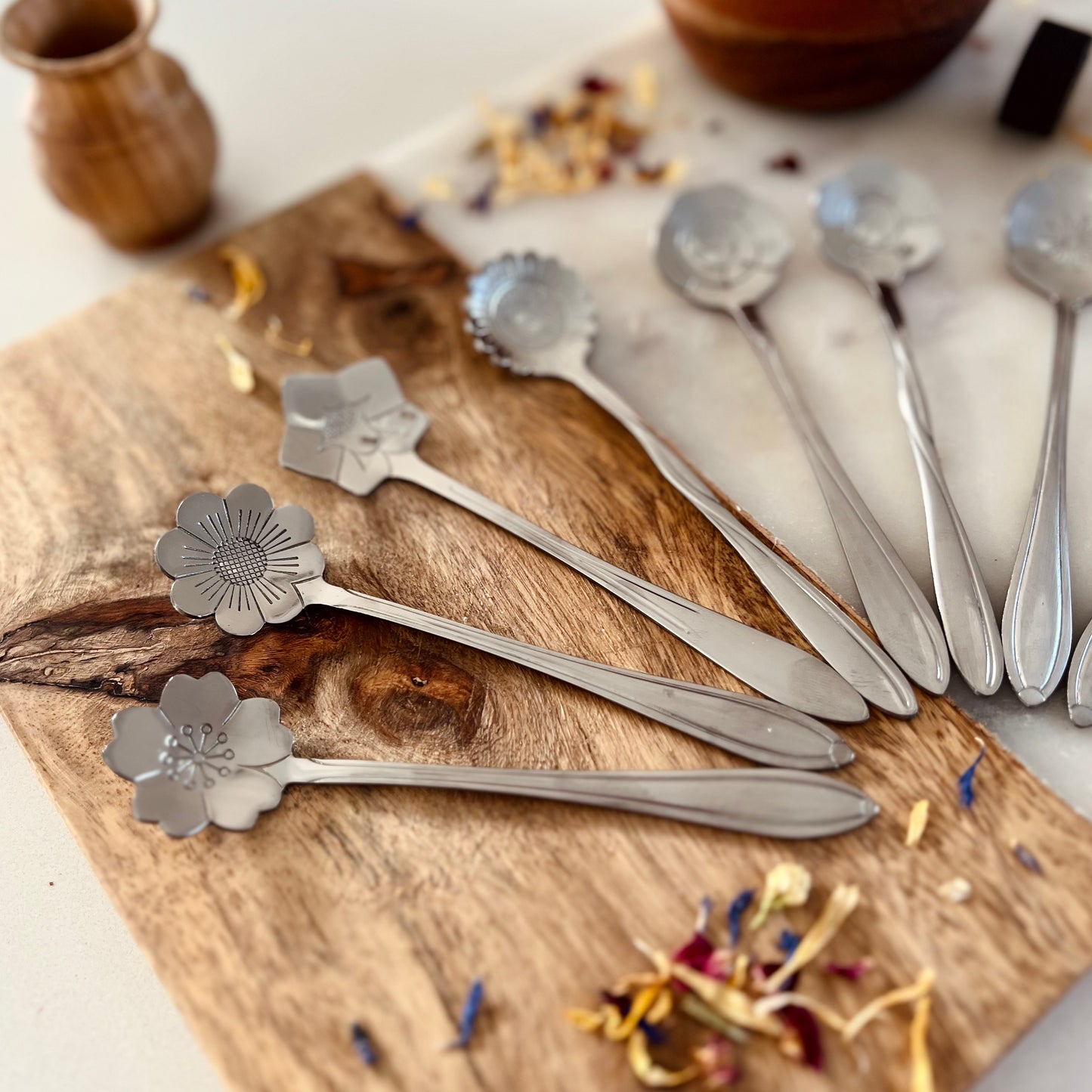 Flower spoon