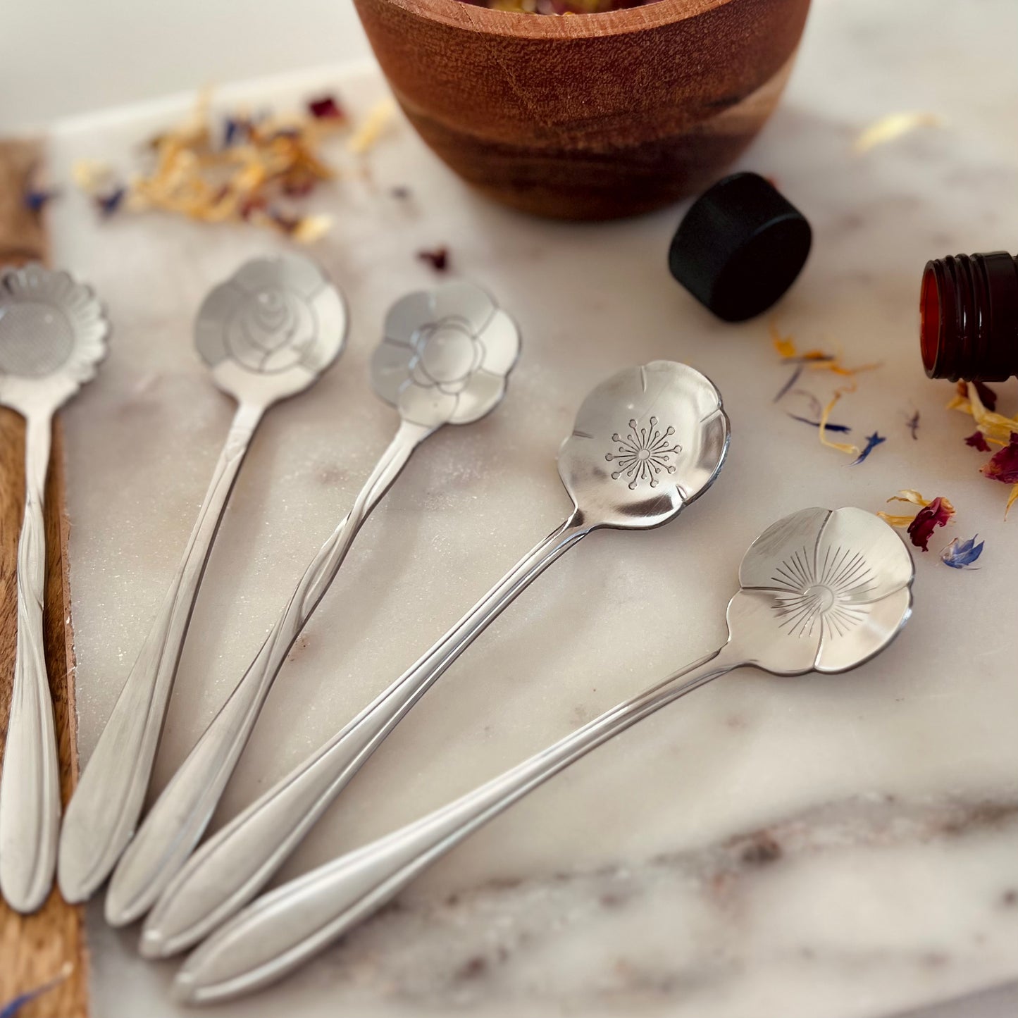 Flower spoon